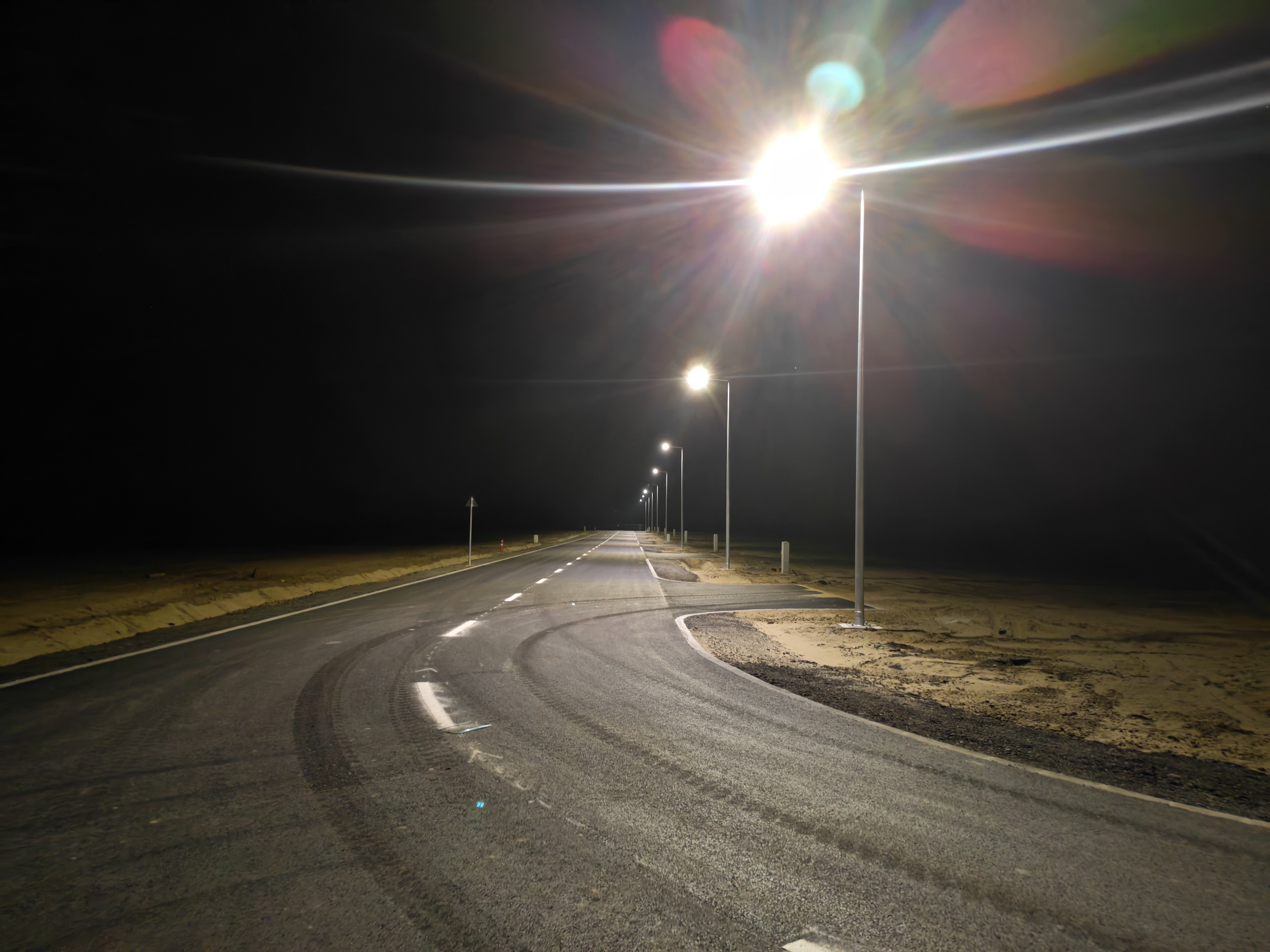 Kész közvilágítás – LED lámpatestek éjszaka